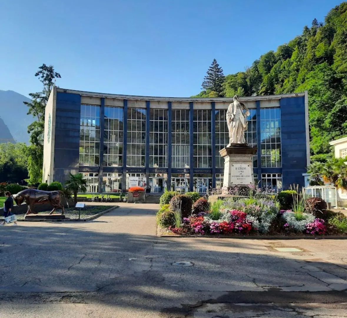 Superbe Duplex Climatise Avec Jardin Classe 3 Etoiles 2 A 4 Pers Bagnères-de-Luchon Apartmán
